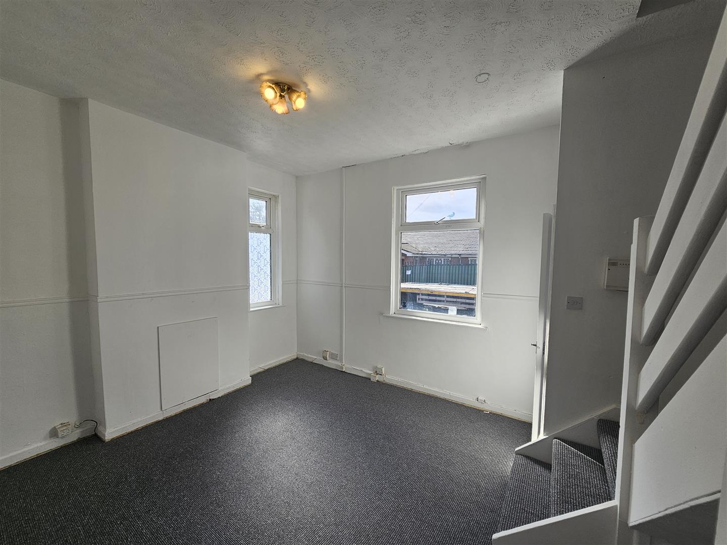 3 Capital RoadAbbey HeyManchester, photo 2